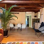 Cozy Apartment In The Green